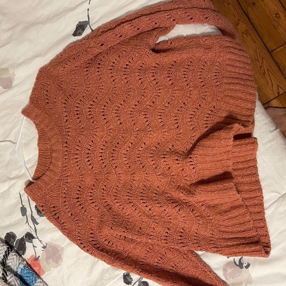 Sweaters - Picture 2 of 4